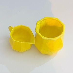Vintage California USA Pottery Yellow Pot C-514-523. Sugar, Creamer